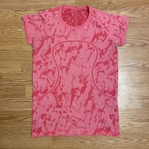 Lululemon Swiftly Tech Short Sleeve Crew Neck Size 10